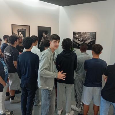 Aula de campo: visita à exposição PHOTOGRAPHO, de Alfredo Cunha, na Zet gallery